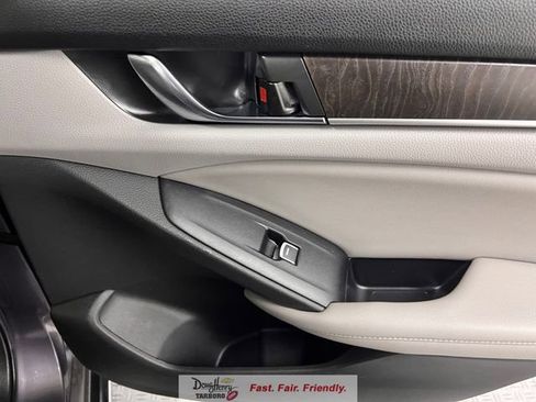Used 2019 Honda Accord EX-L image 32