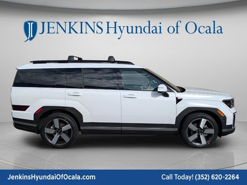 New 2026 Hyundai Santa Fe Limited FWD image 2