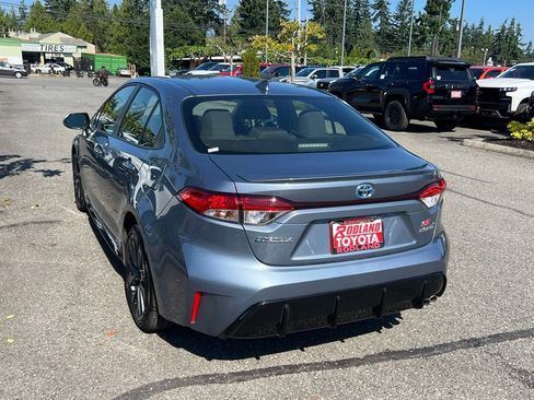Certified 2023 Toyota Corolla SE w/ SE Package AWD/4WD image 9
