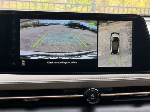 Used 2023 Nissan Ariya AWD image 16