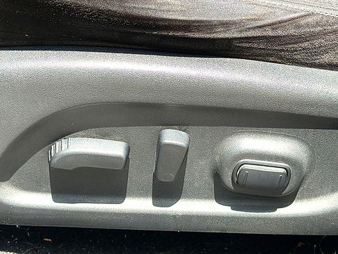 Used 2015 Nissan Murano SV FWD image 8