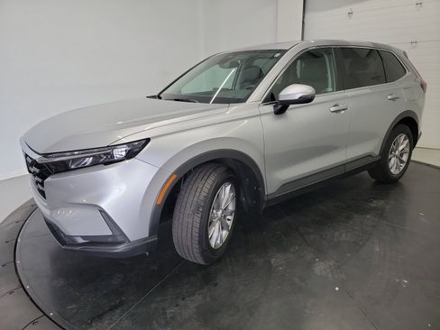 Certified 2023 Honda CR-V EX-L image 3