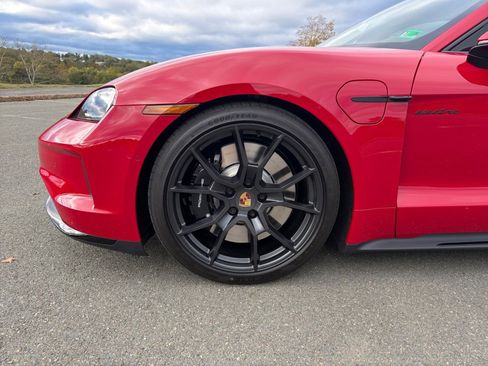 New 2025 Porsche Taycan GTS image 11