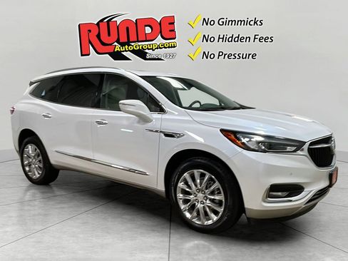 Used 2021 Buick Enclave Premium w/ Sun and Sites Package AWD/4WD image 8