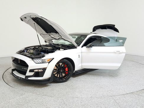Used 2021 Ford Mustang Shelby GT500 w/ Technology Package image 13