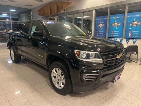Used 2021 Chevrolet Colorado LT w/ Fleet Safety Package image 2