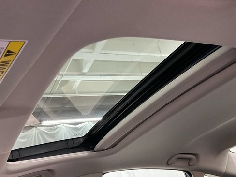 Used 2019 Honda Civic EX image 19