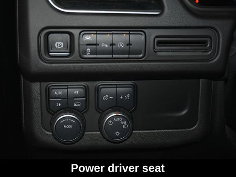 Used 2024 Chevrolet Tahoe LT AWD/4WD image 12