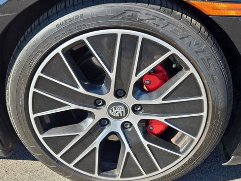 Used 2020 Porsche Taycan 4S AWD/4WD image 31