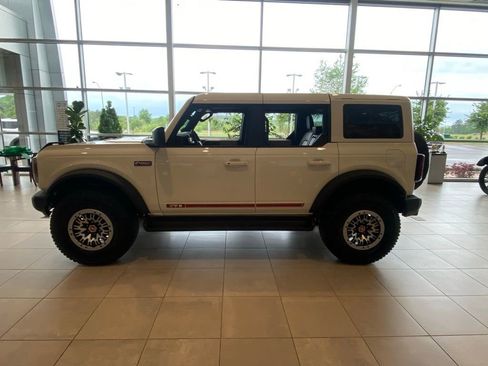 New 2026 Ford Bronco Outer Banks w/ Sasquatch Package image 4