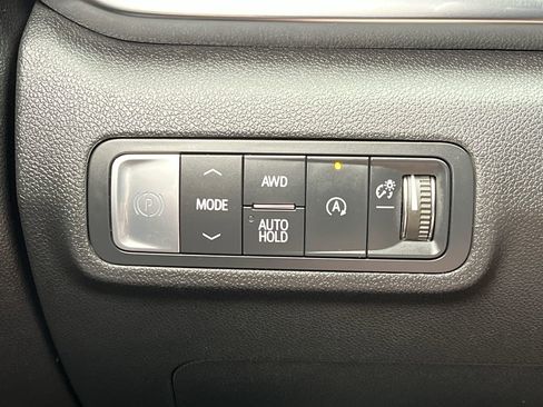 Certified 2025 GMC Terrain Elevation AWD/4WD image 15