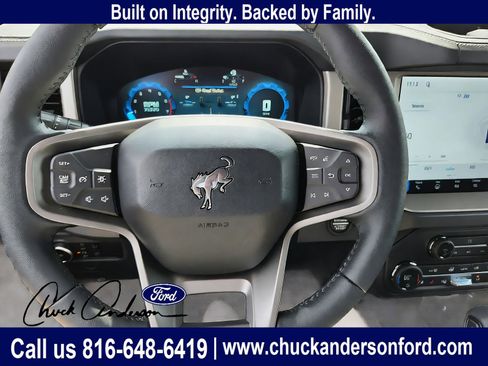 New 2026 Ford Bronco Outer Banks w/ Sasquatch Package AWD/4WD image 16