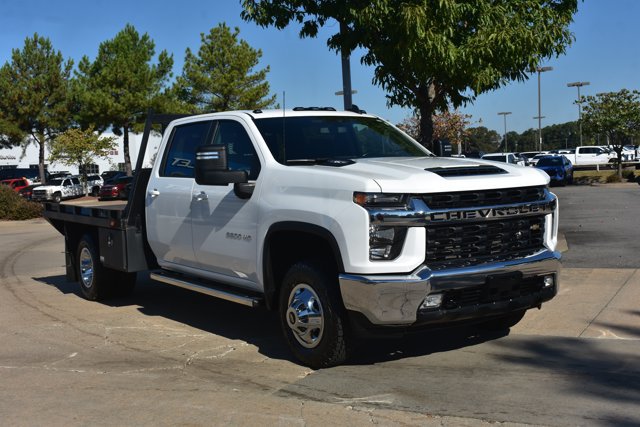 Used 2022 Chevrolet Silverado 3500 LT w/ Convenience Package AWD/4WD image 3