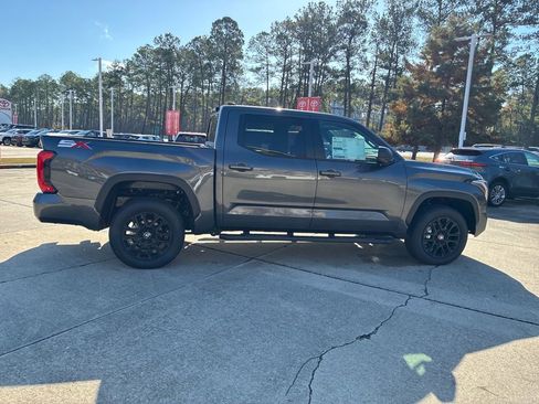 New 2026 Toyota Tundra SR5 image 8