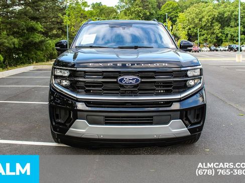 Used 2025 Ford Expedition Platinum AWD/4WD image 10