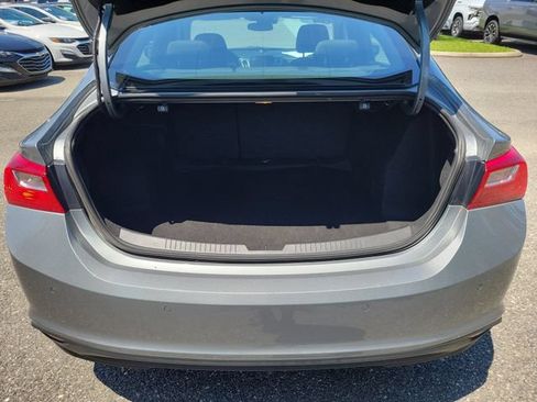 Certified 2025 Chevrolet Malibu LT FWD image 13
