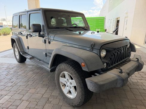Used 2015 Jeep Wrangler Unlimited Sport w/ Quick Order Package 24S AWD/4WD image 7