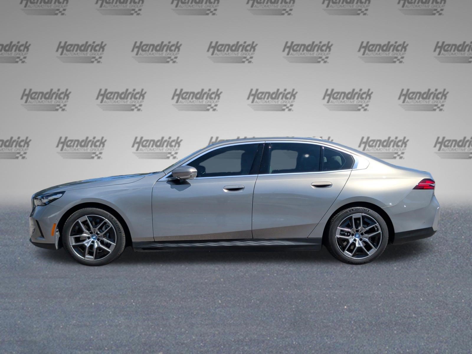 Certified 2024 BMW i5 eDrive40i w/ Premium Package RWD image 10