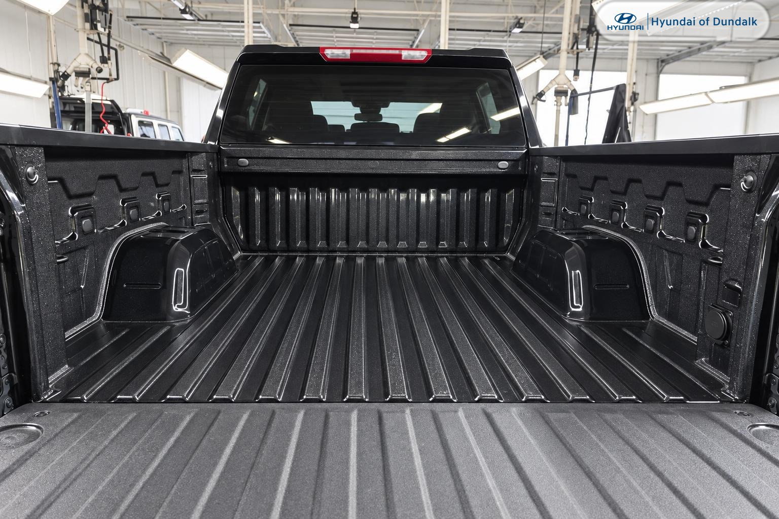Used 2023 Chevrolet Silverado 1500 LT AWD/4WD image 13