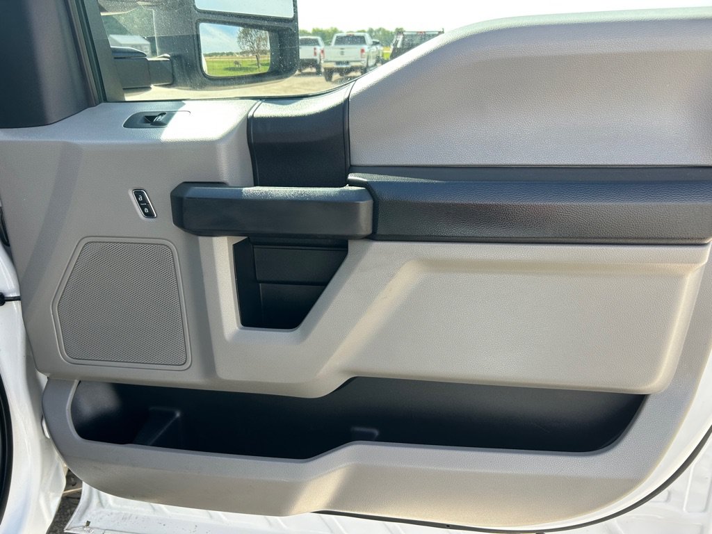 Used 2020 Ford F250 XL w/ Power Equipment Group AWD/4WD image 12
