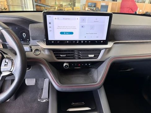 Used 2025 Ford Explorer ST-Line w/ ST-Line Street Pack image 20