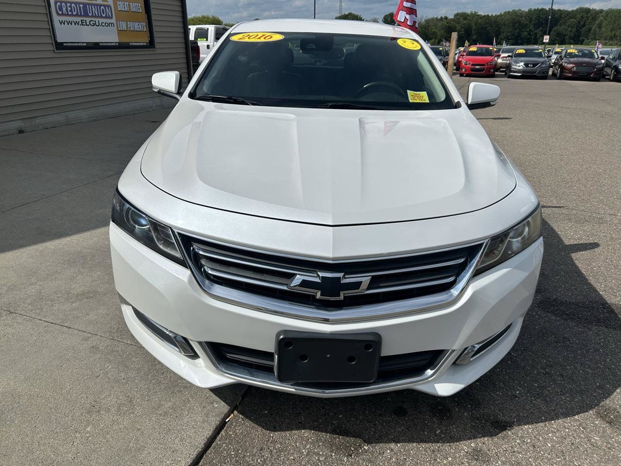Used 2016 Chevrolet Impala LT w/ Leather Package FWD image 2