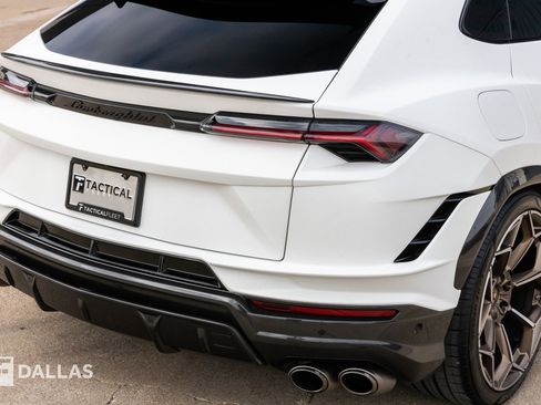 Used 2023 Lamborghini Urus Performante image 19