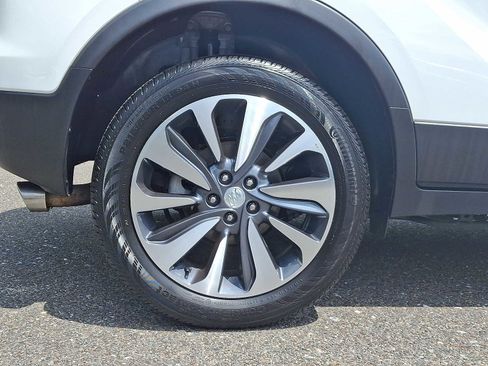 Used 2022 Buick Encore Preferred w/ Safety Package image 8