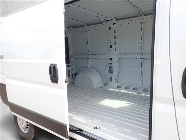 New 2026 RAM ProMaster 1500 w/ Safety Group FWD image 8