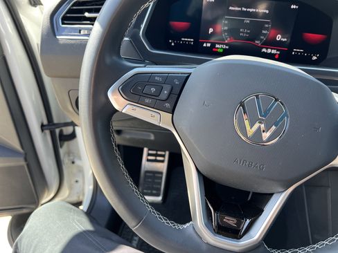 Certified 2023 Volkswagen Tiguan SE R-Line image 18