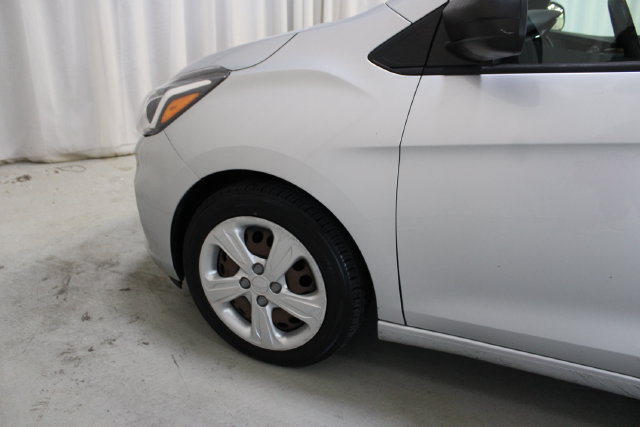 Used 2021 Chevrolet Spark LS FWD image 31