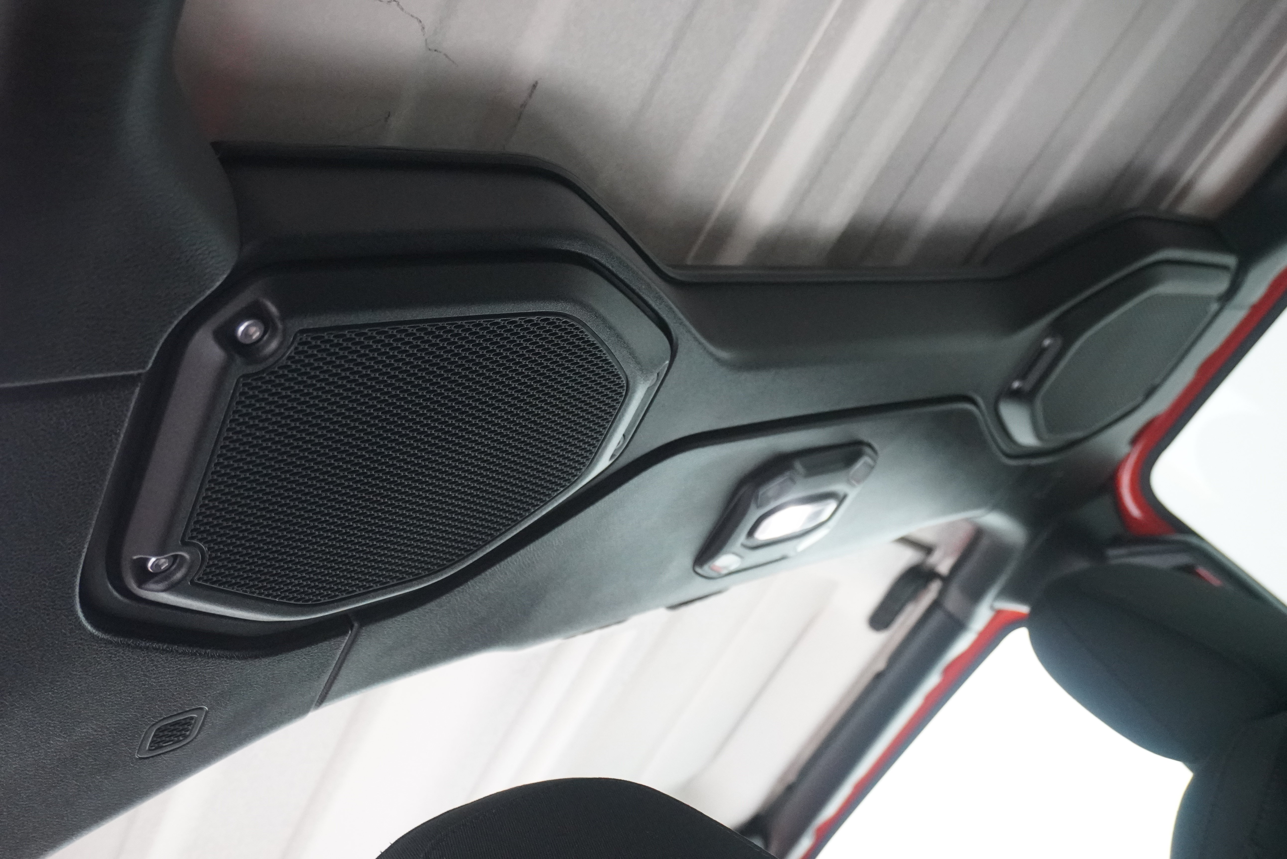 Used 2018 Jeep Wrangler Unlimited Sport S AWD/4WD image 16