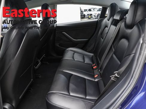 Used 2018 Tesla Model 3 Long Range RWD image 16