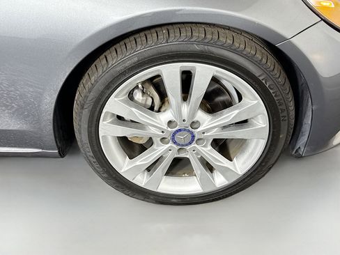 Used 2017 Mercedes-Benz C 300 Sedan w/ Premium 1 Package image 32