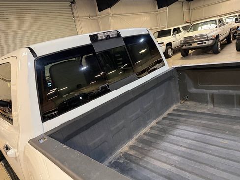 Used 2018 RAM 3500 Laramie RWD image 64