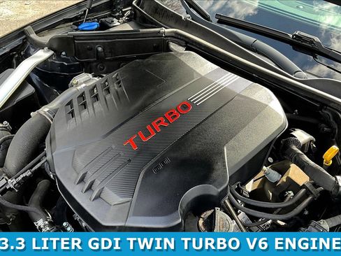 Used 2020 Kia Stinger GT2 image 32