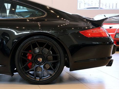 Used 2005 Porsche 911 Carrera S RWD image 24