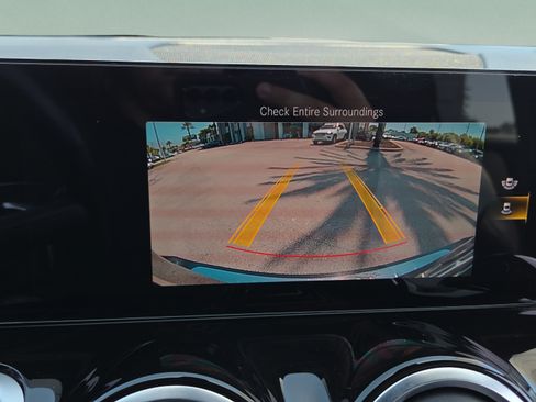 Certified 2023 Mercedes-Benz GLB 250 image 32