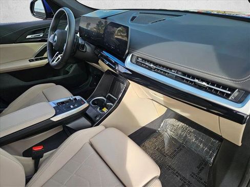 Certified 2025 BMW X1 xDrive28i w/ M Sport Package image 20