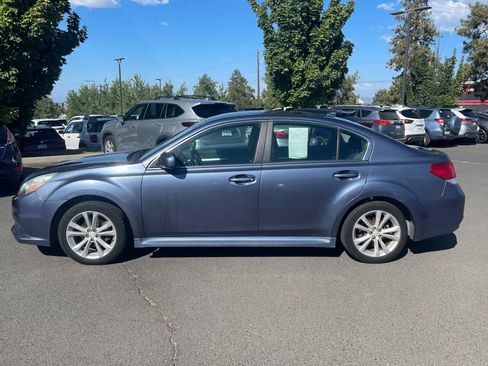 Used 2014 Subaru Legacy 2.5i Premium AWD/4WD image 2