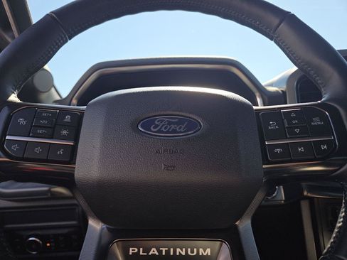 Used 2025 Ford F150 Platinum AWD/4WD image 23