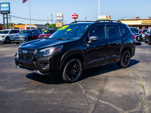 Used 2023 Subaru Forester Wilderness AWD/4WD image 3