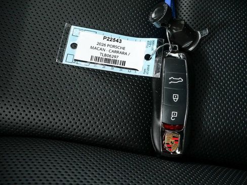 New 2026 Porsche Macan image 41