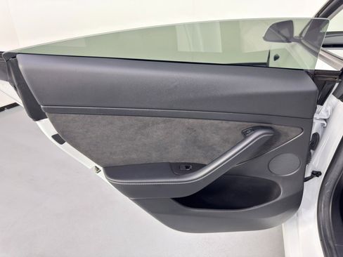 Used 2021 Tesla Model 3 Performance image 43