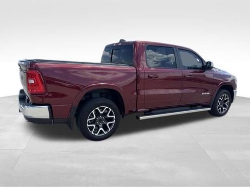 Used 2025 RAM 1500 Laramie AWD/4WD image 6