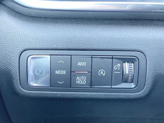 Used 2025 GMC Terrain Elevation AWD/4WD image 18