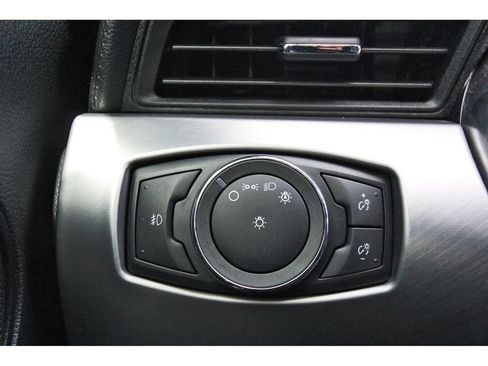 Used 2019 Ford Mustang Premium RWD image 23