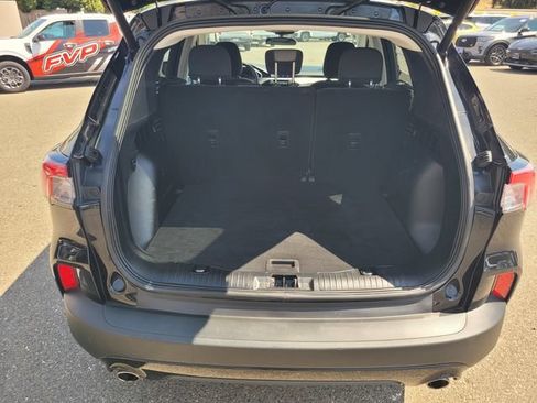 Certified 2022 Ford Escape SE w/ SE Sport Appearance Package FWD image 8