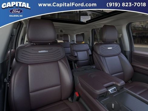 New 2026 Ford Expedition Platinum image 10