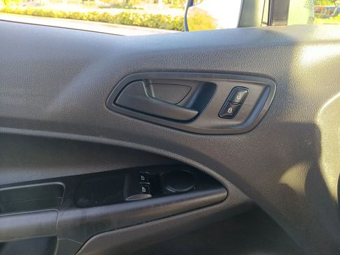 Used 2014 Ford Transit Connect XL image 22